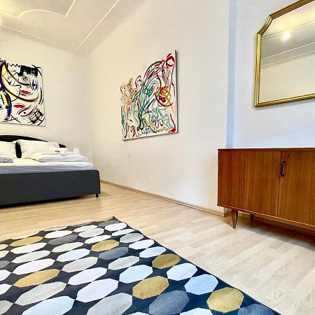 Apartment Zum Schlossberg - Top 1 Self Check-In Graz Luaran gambar
