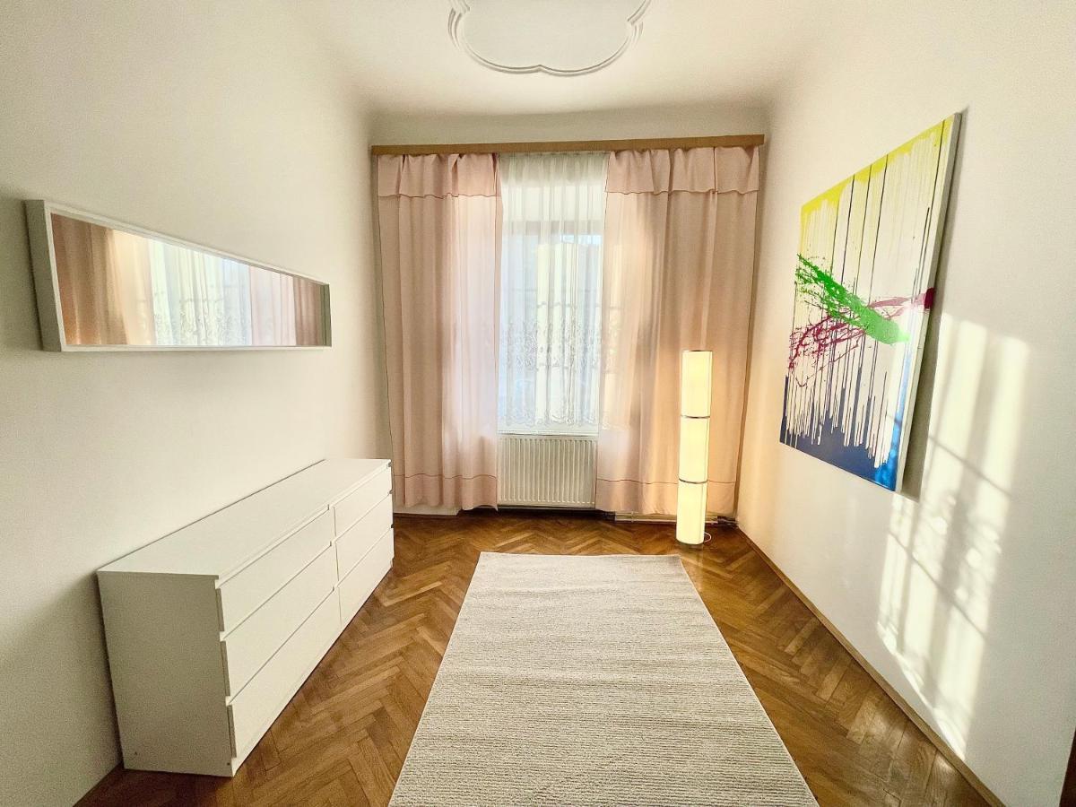 Apartment Zum Schlossberg - Top 1 Self Check-In Graz Luaran gambar