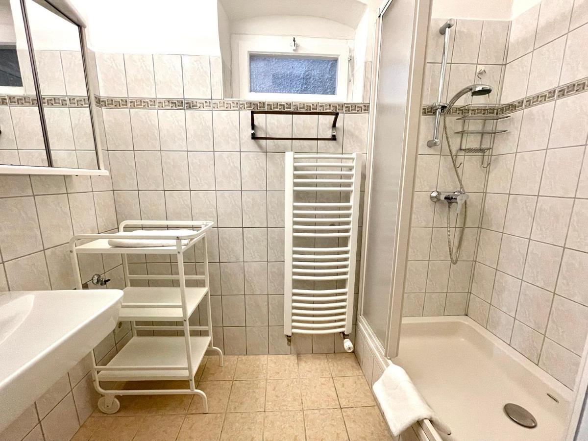 Apartment Zum Schlossberg - Top 1 Self Check-In Graz Luaran gambar